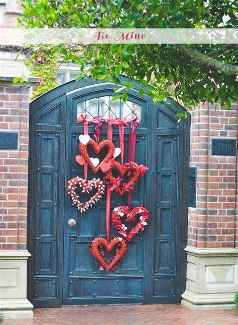 10 Valentines Decorations For Outside Decoomo