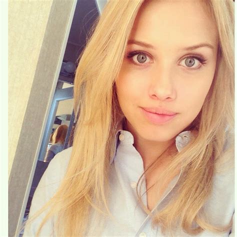 Gracie Dzienny On Twitter Chasinglife Tonight At 9 On