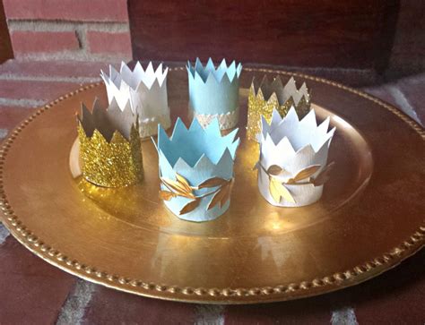 Check Out The Fun Tutorial Below Where I Show You How To Make Crowns