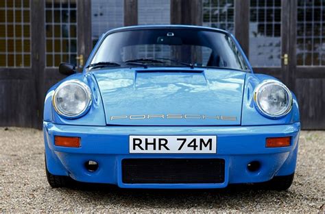 Almost all of the 1974 porsche 911 carrera rs 3.0 units that were made were used for group 3 competition, however a small number were used on the road by diehard enthusiasts who relished the low weight and didn't particularly mind the inherent inconveniences of driving a race car on the road. MUSCLE CAR COLLECTION : 1974 Porsche 911 Carrera RS 3.0 ...