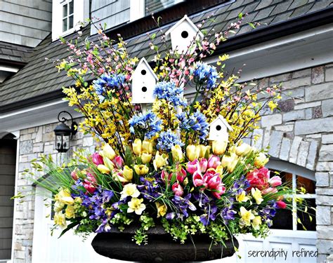 From snowdrops to daffodils and more, browse plant in fall for spring blooms next year and for many seasons afterward. Spring urn planter flower arrangement with forsythia ...