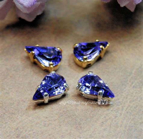 Tanzanite Vintage Glass Cabochon 10x6mm Pears With Prong Etsy