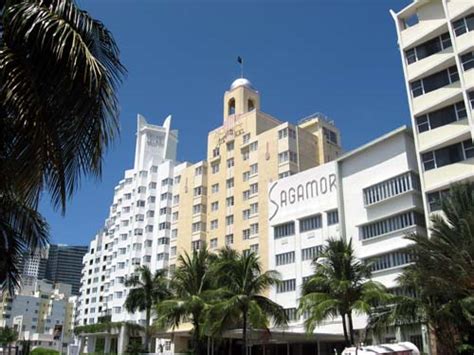 New App: Miami Beach Art Deco GPS Tour - Tours4Mobile.com