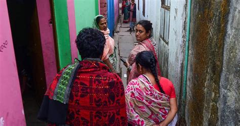 Bangladesh Inoculates Older Sex Workers At Biggest Brothel