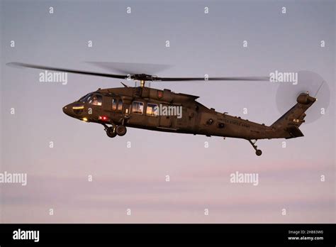 Sikorsky Uh 60 Black Hawk Helicopter 3d Model Ph
