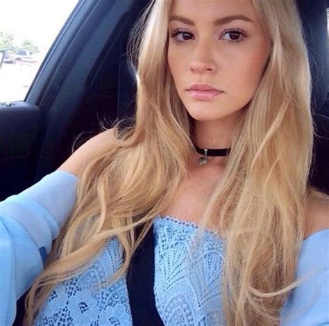 People with blue eyes and born with blonde hair often do not have blonde hair throughout their life. Pin on peinados