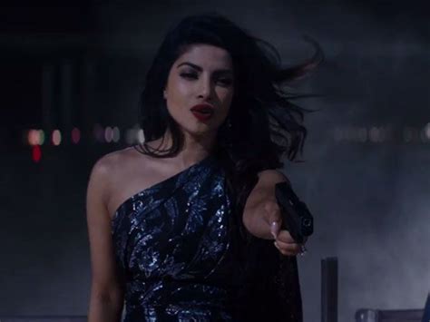 ‘baywatch International Trailer Finally The Villain Priyanka Chopra Gets Some Scope