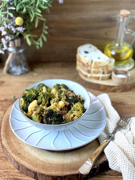 Simple Science: How to Make a Volcano with Kids