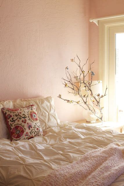 The warm colors include shades like red, orange, yellow, brown, beige and various similar tones. How to Use Pastels in Adult Bedrooms | Warm bedroom colors ...