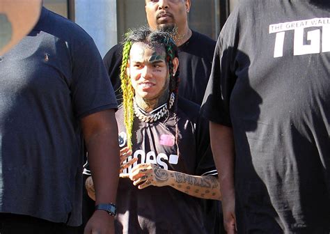 Tekashi 6ix9ine Releases New Album Dummy Boy While Being Held In