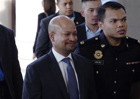 Malaysian Ex Pm Slapped With New Charge Over 1mdb Scandal