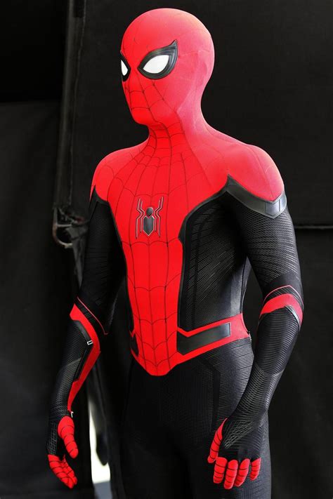 When production stalled, the two made … Spider-Mans new suit for the upcoming movie | Marvel ...