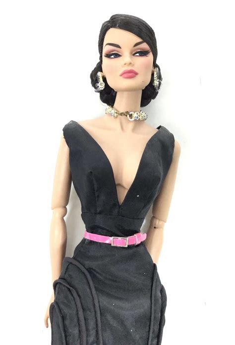 Sold Price Integrity Toys Fashion Royalty Jason Wu Doll August 6