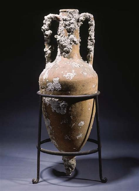 A Roman Pottery Wine Amphora 2nd 1st Century Bc Christies