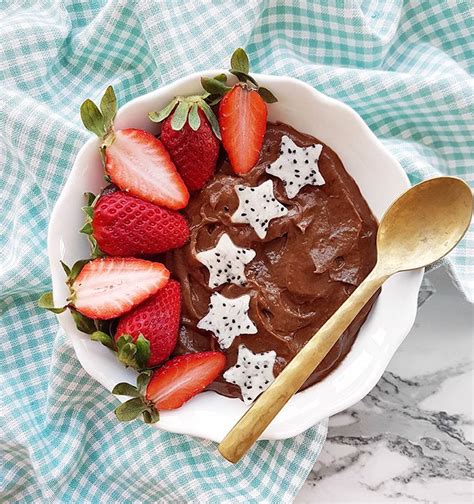 Let stand for 2 minutes, then whisk until smooth. Raw Chocolate Mousse// Serves 2. 2 large ripe bananas ½ ...