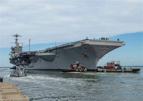 Could America Ever Build a Hybrid Aircraft Carrier-Battleship? | The ...