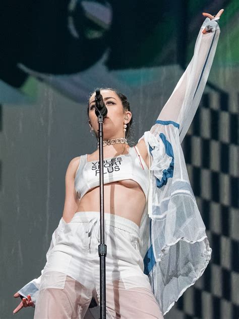 Charli Xcx Performs At A Concert In Orlando Hawtcelebs