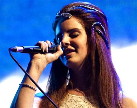 Lana Del Rey Dará Concierto En Madrid El 9 De Mayo Cromosomax