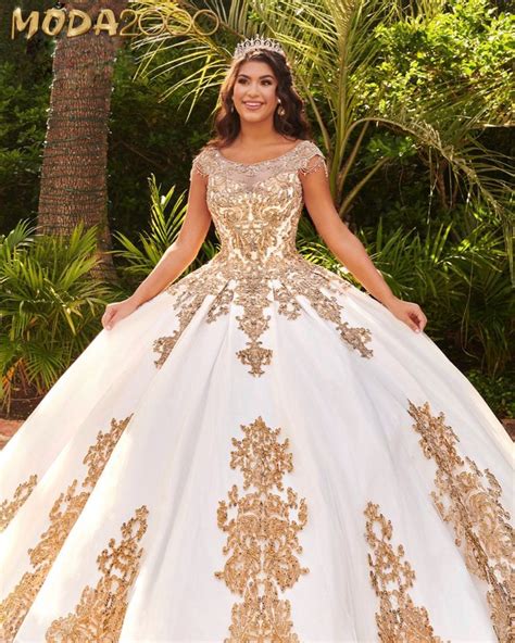 Elegant White And Gold Quince Dress White Quinceanera Dresses Pretty