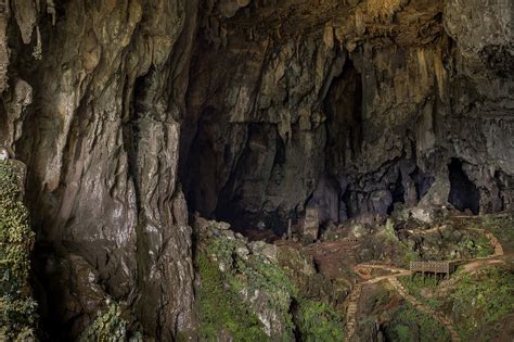 Cave Entrance Grotto Land Sous Stalagmites Terre