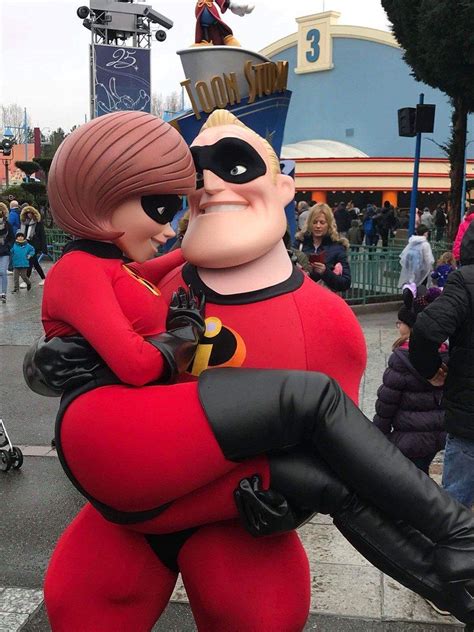 anime costumes cosplay costumes disney girl characters incredibles wallpaper the incredibles