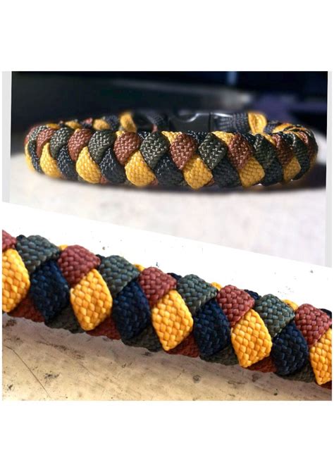 Make a paracord collar and leash combo for your dog. Four strand paracord braid. | 靴紐 結び方, パラコード, 結び目