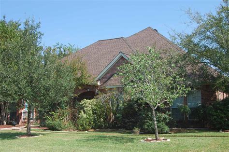 Has anyone seen gaf's mission brown blend color for their timberline 30 comp shingles? Roof Gallery- State Roofing Company of Texas