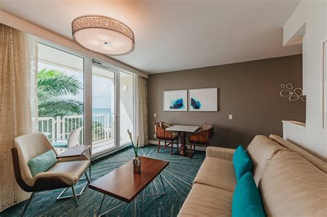 Ocean View Rooms And Hotel Suites In Aruba Renaissance Aruba Resort
