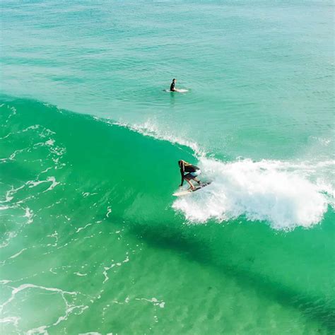 Byron Bay Surf Spots Guide Australia Pass Wreck Tallows Stoked For Travel