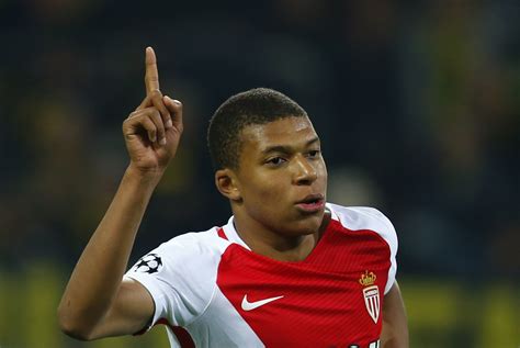 « l'ambition, c'est l'endroit vers lequel on se sent capable d'aller. Arsenal will sign Kylian Mbappe says Robert Pires amid interest from Manchester United and Real ...