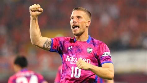 1er niveau a rejoint le club en: Lukas Podolski - Spielerprofil 20/21 | Transfermarkt