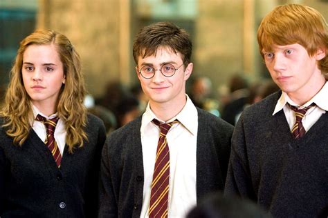 Harry potter and the sorcerer's stone. Where to Watch Harry Potter — Stream All Harry Potter ...
