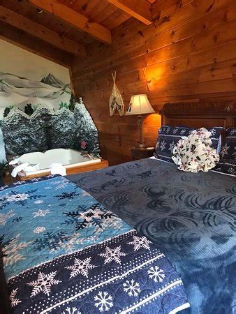 Experience a true cabin situated in the black forest. BLACK FOREST B&B AND LUXURY CABINS (Helen, GA) - Reviews ...