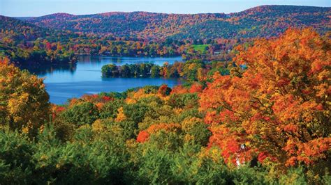 7 Places To See Fall Foliage In Connecticut