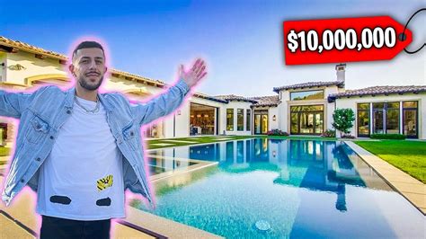 Im Moving Into Faze Rugs Mansion Youtube