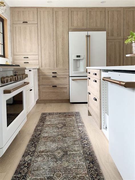 Charleston cherry, charleston toffee, and white shaker elite kitchen cabinets are all examples of lily ann cabinets that run the. Design Trend 2019: White Kitchen Appliances - BECKI OWENS