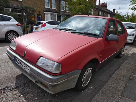 1989 Renault 19 Tse Most Surviving 19s Appear To Be Conver Flickr