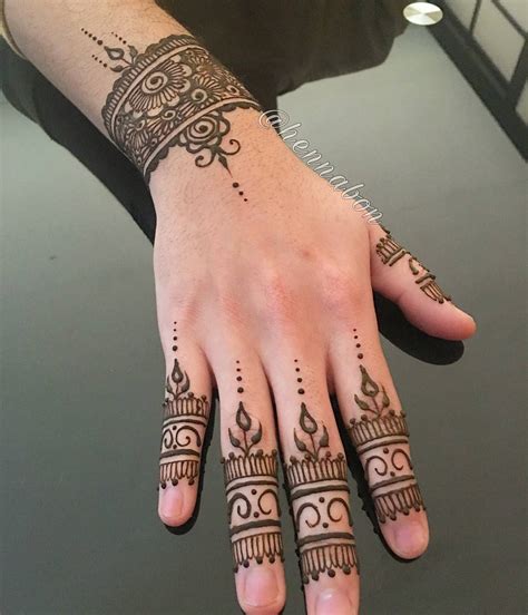 From modern to traditional designs, this list has henna tattoo designs that will make you look stunning. 250+ Henna Tattoo Designs that will Stain your Brain ...