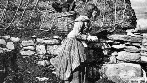 Tour Scotland Photographs Old Photograph Crofter And Cottage Orkney Riset