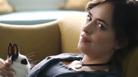Persuasion Trailer Dakota Johnson Stars In A Jane Austen Adaptation On Netflix