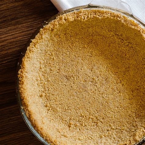 This pie crust is buttery, flaky and the great thing about this pie crust is that is so versatile, it's perfect for both savory or sweet pies. Graham Cracker Crust Recipe | Ashlee Marie - real fun with ...