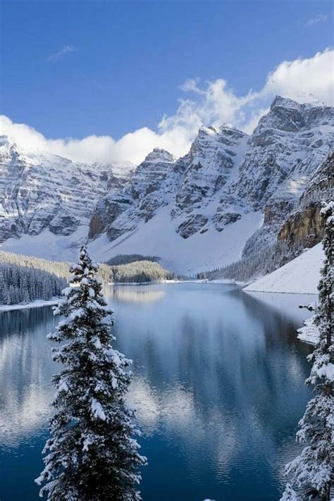 Moraine Lake In Banff National Park Canada Is A Glacially Fed Lake 14