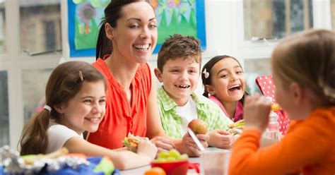 How To Make A Healthy School Lunch Theyll Actually Eat