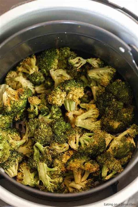 You will be amazed at how well your air fryer cooks and if you're considering getting one yourself, maybe my recipes will help you decide if it's right for you. Air fryer broccoli - delicious and easy air fryer broccoli ...