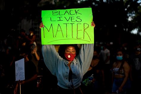 por qué el racismo y la violencia policial son un problema de salud pública noticias univision