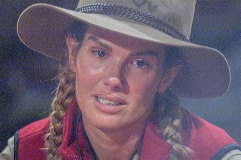 i m a celebrity coming out rebekah vardy breaks down over bullying accusations in jungle