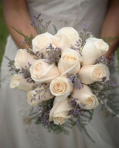 20 Lavender Wedding Ideas Bouquet Mariée Bouquet De Mariage Idées