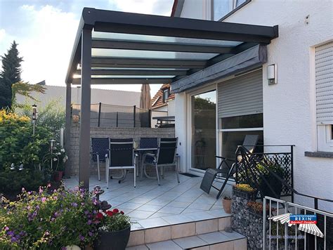 Terrassenüberdachung zum wohlfühlen bei wind, sonne, regen & sturm! Ein Alu-Terrassendach der Marke REXOpremium 4m x 3m in ...