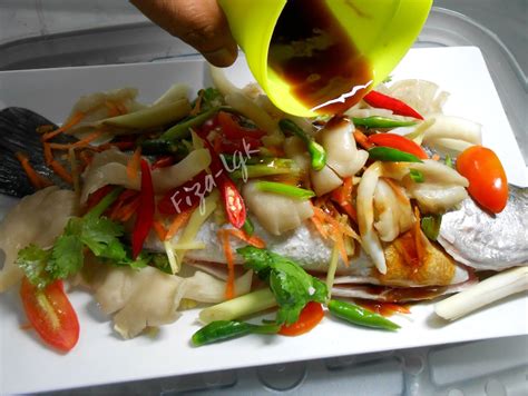 Kamu bisa membuat ikan kembung kukus kuah asam. SIAKAP KUKUS ASAM BOI | Fiza's Cooking