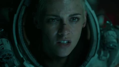 Kristen stewart, vincent cassel, tj the best film of 2020 is here! Underwater Movie Review - YouTube